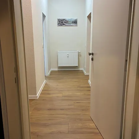 Gaestehaus Lelo 1 דירה זולינגן